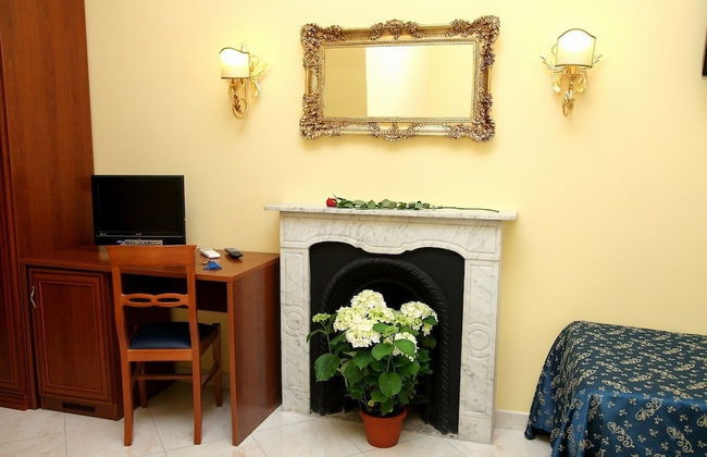 Caroline Suite - Photo 8