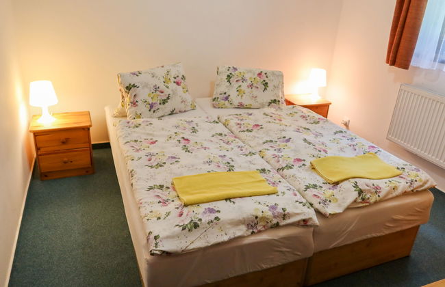 8 bedroom House in Harrachov with garden - Photo 16