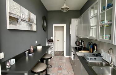 GRAND APPARTEMENT DE STYLE HAUSSMANNIEN - Foto 13