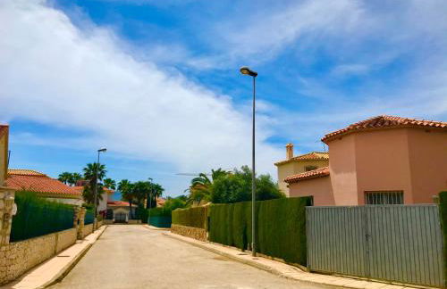 Villa con jardín en Oliva Nova Golf a 100m de la playa - Photo 22