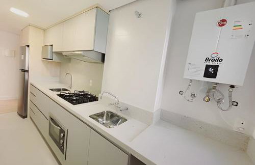 Bosque 201 Apto junto a Natureza próximo ao centro - Foto 2