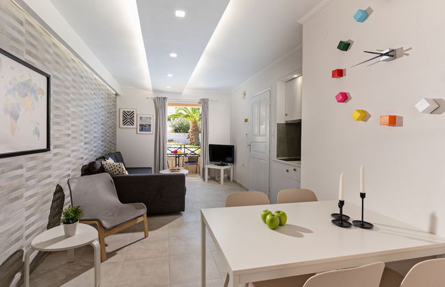 Castello Apartments - Photo 52