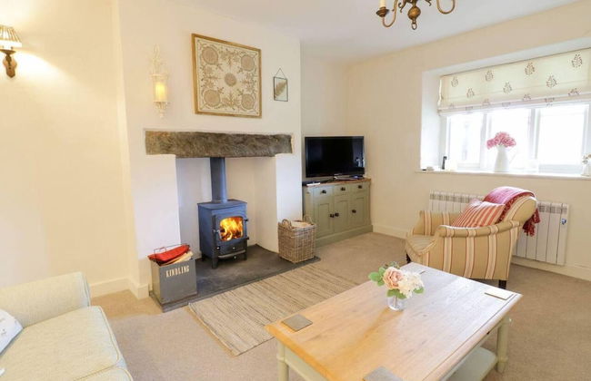 Lovely 2-bed Cottage in Blaenau Ffestiniog - Photo 7