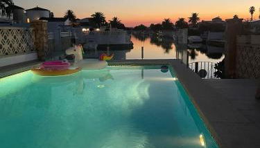 Casa Serenity au canal avec piscine et amarre - Foto 5