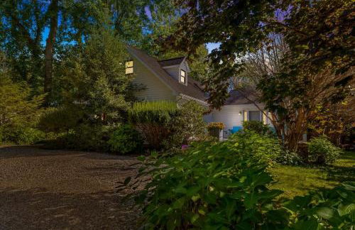 Casa Azur by Juniper Holiday + Home - Photo 45