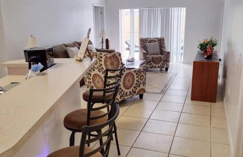 Home from Home 5 bedroom villa - Foto 11