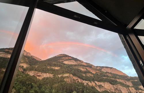 CALMFRANC ático abuhardillado con vistas al río y la montaña Avistamiento de ciervos en Canfranc Pueblo - Foto 35