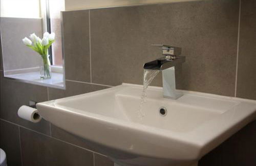 Market Place Serviced Apartments, Leek - Photo 73