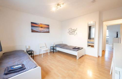 Monteurwohnung-fuer-6-Personen-2OG-6-Betten-in-Ahrensburg-Naehe-Hamburg-AGGE3701 - Foto 6