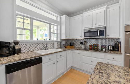 Boatyard Oasis - Modern Charm - Mins to Downtown - Foto 12