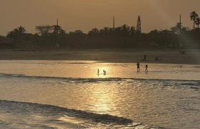 Casa Aconchegante em Itanhaem- Piscina e Churrasqueira 6 pessoas - Foto 6