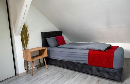 Serviceroom24 - Apartment 4 in Gladbeck WLAN - Smart-TV - 24-7 Check-in und Küche - Foto 21