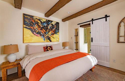 Historic Adobe Casita Downtown Specious 620 Sq Ft, King Bed and Patio - Foto 14