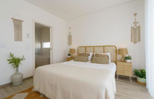 Paradise Villa, luxury villa near the beach - Photo 25