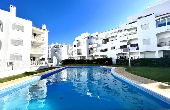 Albufeira Downtown With Pool by Homing - Photo 24