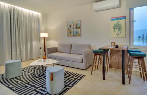 Nomads Lux Studios & Business Center - Photo 61