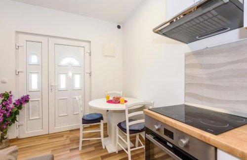 Apartment Đego near Ploce, riverfront, parking - Photo 6