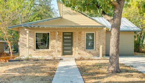 4 Mi to UT Austin Bright and Modern Family Home - Photo 3