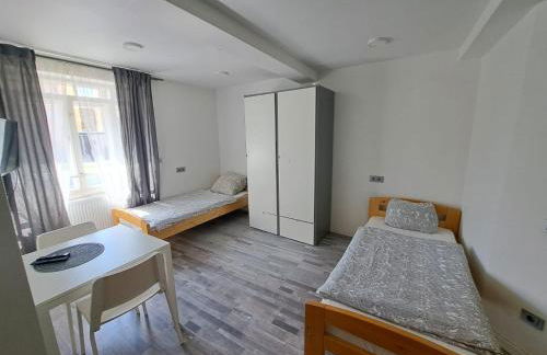 Monteurzimmer - Ferien Wohnungen Leipzig - Sandersdorf-Brehna - Foto 2