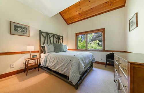 Chambers Lakeside Escape w Lake Views & HOA Access! - Foto 20