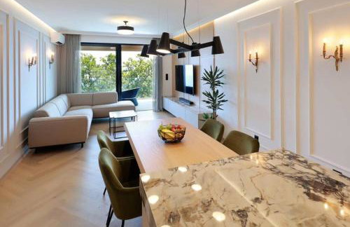 Marena - Trees to Seas Luxury Escape - Photo 17