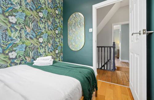 2-Bedroom Cottage - Long Stays Welcome - Photo 25