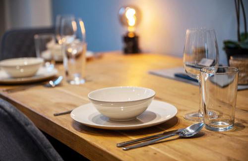 EDLER WOHNRAUM Luxuriöses Stadtstudio mit Balkon, Kaffeevollautomat & Klima - Foto 16