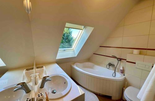 Sękata Chata - drewniany domek z jacuzzi - Foto 32