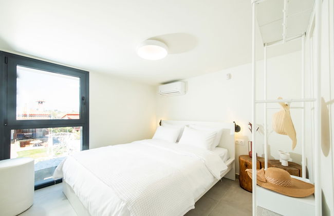 Serene seafront villas - Photo 9