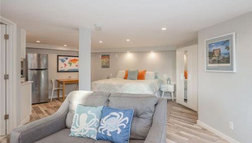 Coastal Zen Cottage - Walk To Beach - Foto 1