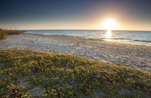 Club Wyndham Ocean Ridge- 1BR-- Apartment with Resort Access - Foto 23