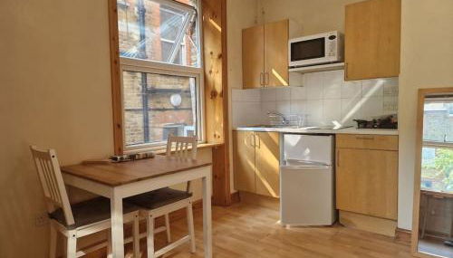 Bright studio apartment Highgate - Photo 4