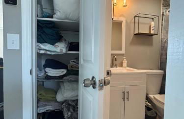 Gorgeous Seaside Seashell Cottage! - Photo 19