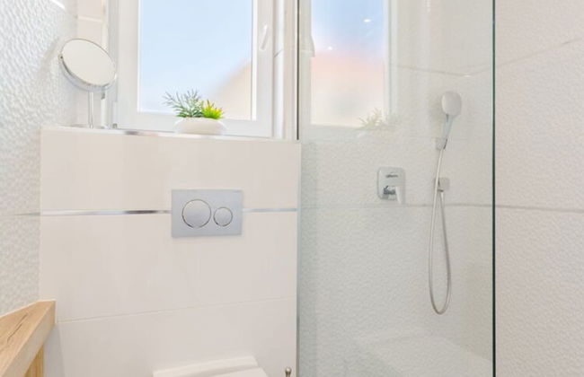 Villa Stone Pearl - Two Bedroom Holiday House With Pool - Foto 29