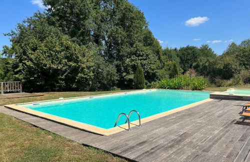 Gîtes OSTAL de Marcillac avec piscine - Le Pigeonnier - Foto 20