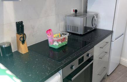 Sleek Sleeps 6 Sunset Views Family friendly - Foto 14