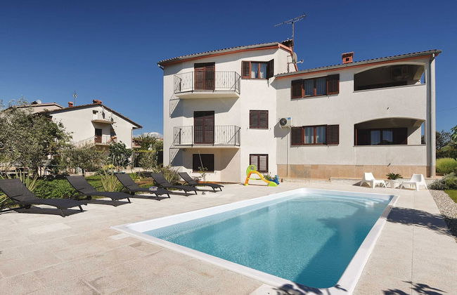 Nicely Decorated Apartment With Private Pool - Foto 20