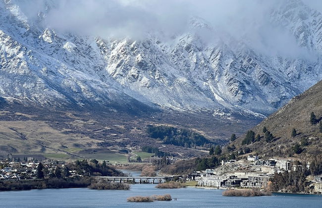 Stunning Lakeview QT Holiday House - Foto 22