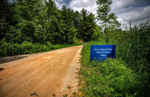 Spacious 5 Bedroom Cabin with Riverview & Black Lake Access - Foto 9