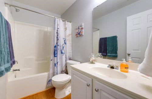 Townhome with Community Pool 11 Mi to Dtwn Raleigh! - Foto 17