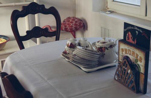 RunWild Hen Party Pool Fun for 12 - Photo 3