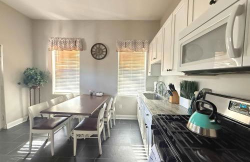 E2 Centrally located in Carytown fully fenced - Foto 23