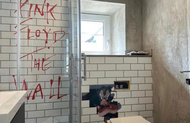 Backstage, stylische Unterkunft mit Whirlpool - Foto 16