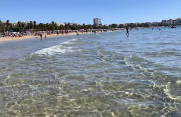 SOLIMAR 10 SALOU Solo FAMILIAS con Parking y piscina - Foto 19