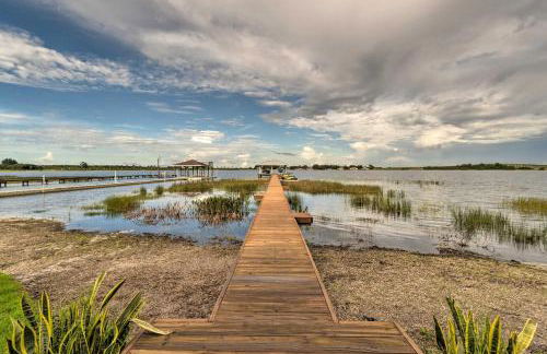 Waterfront Lake Placid Home with Dock and Fire Pit - Foto 27