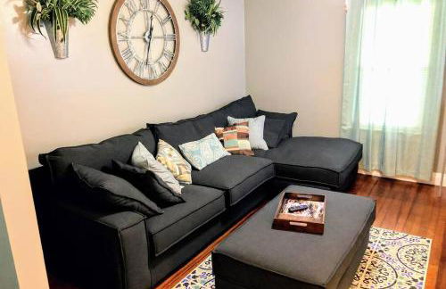 2BR Private House Available close to UE - Foto 2