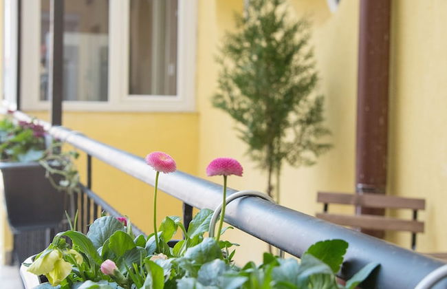 The North Tower Apartment - Photo 43