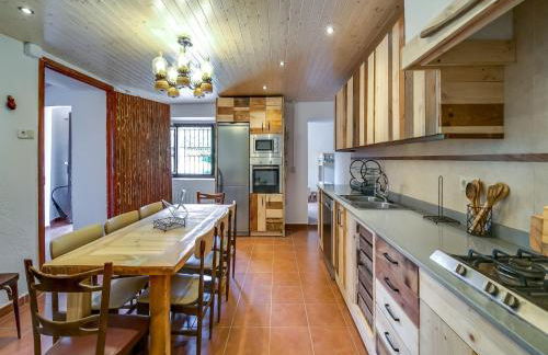 Villa in Palafolls with Private Pool & BBQ - Foto 11