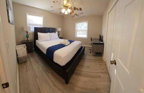 Chic Oasis: 3BR, 2BA, Private Deck - Foto 4