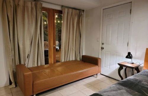 Private guest studio 5 minutes to Rodeo Drive and in great area - Foto 13